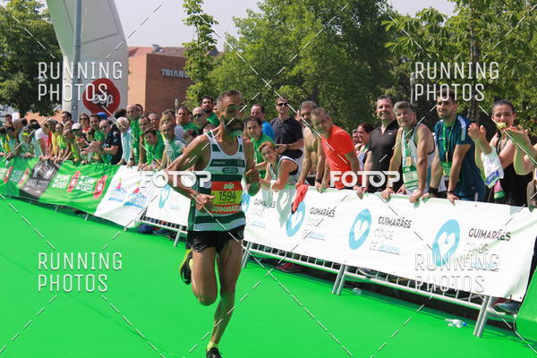 Buy your photos of the eventMeia Maratona Guimares on Fotop