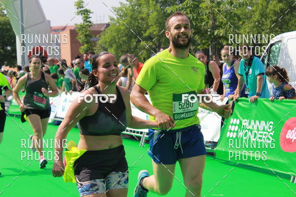 Buy your photos of the eventMeia Maratona Guimares on Fotop