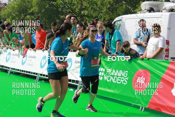 Buy your photos of the eventMeia Maratona Guimares on Fotop