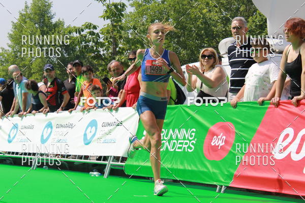 Buy your photos of the eventMeia Maratona Guimares on Fotop