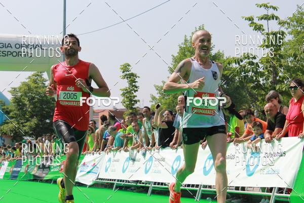 Buy your photos of the eventMeia Maratona Guimares on Fotop