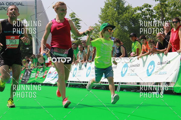 Buy your photos of the eventMeia Maratona Guimares on Fotop