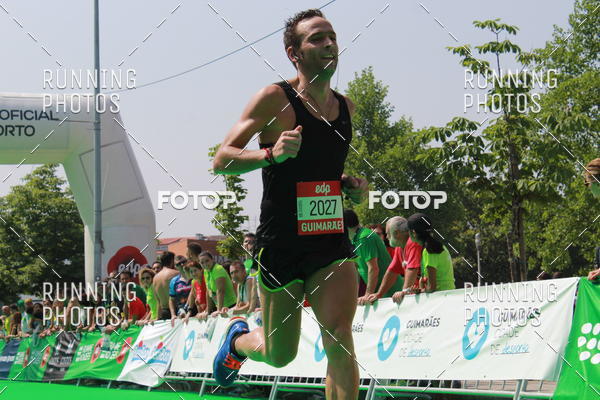 Buy your photos of the eventMeia Maratona Guimares on Fotop