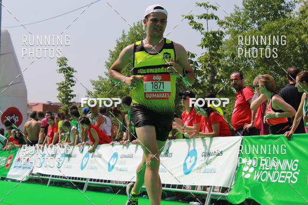 Buy your photos of the eventMeia Maratona Guimares on Fotop