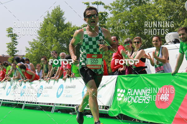 Buy your photos of the eventMeia Maratona Guimares on Fotop