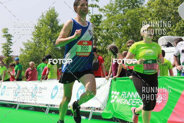 Buy your photos of the eventMeia Maratona Guimares on Fotop