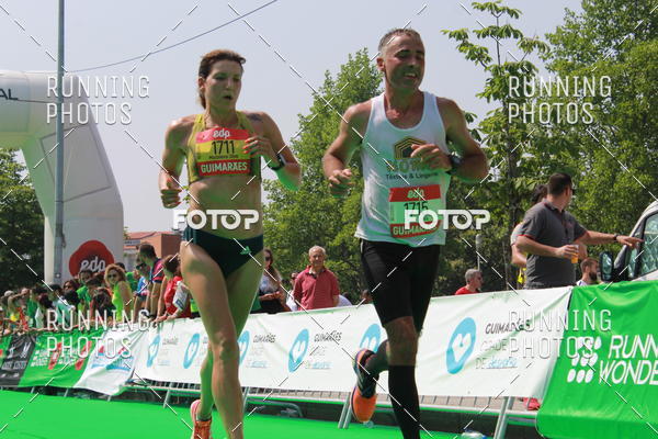 Buy your photos of the eventMeia Maratona Guimares on Fotop