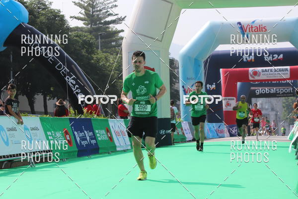 Buy your photos of the eventMeia Maratona Guimares on Fotop