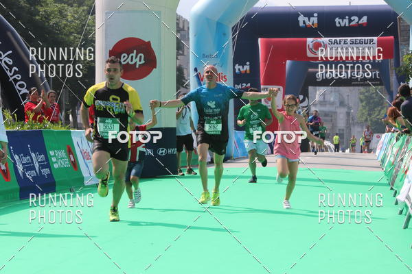 Buy your photos of the eventMeia Maratona Guimares on Fotop