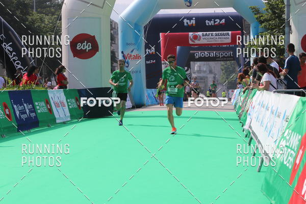 Buy your photos of the eventMeia Maratona Guimares on Fotop