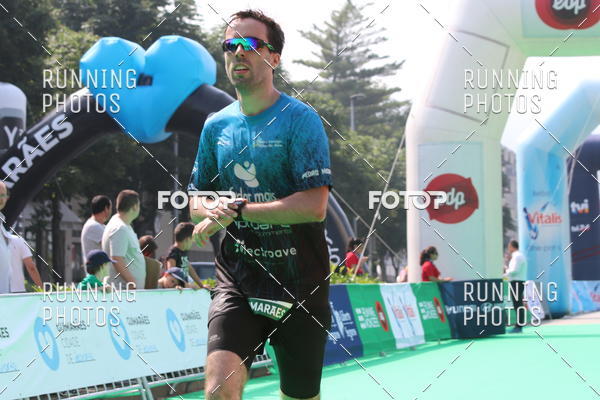 Buy your photos of the eventMeia Maratona Guimares on Fotop