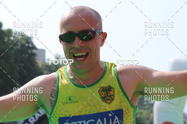 Buy your photos of the eventMeia Maratona Guimares on Fotop