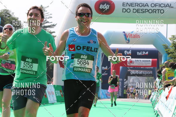 Buy your photos of the eventMeia Maratona Guimares on Fotop