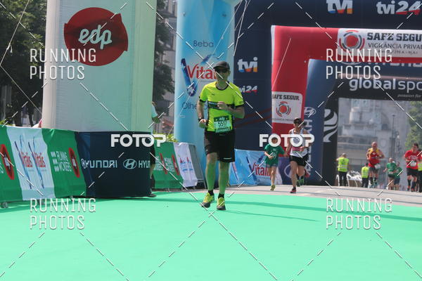 Buy your photos of the eventMeia Maratona Guimares on Fotop