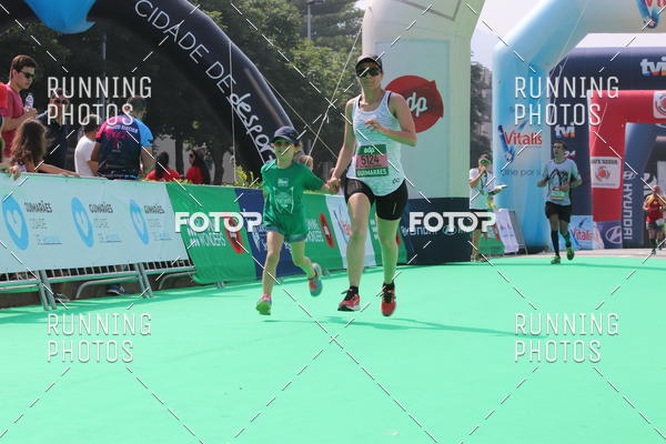 Buy your photos of the eventMeia Maratona Guimares on Fotop