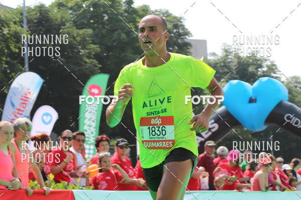 Buy your photos of the eventMeia Maratona Guimares on Fotop