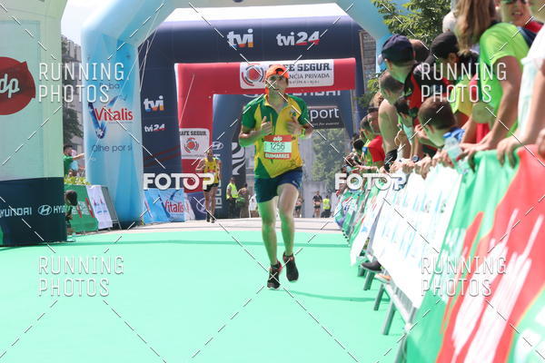 Buy your photos of the eventMeia Maratona Guimares on Fotop