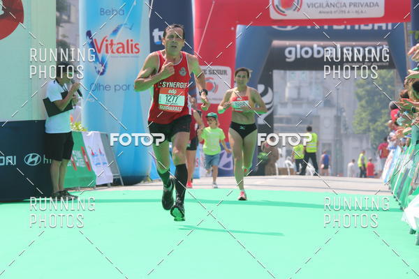 Buy your photos of the eventMeia Maratona Guimares on Fotop