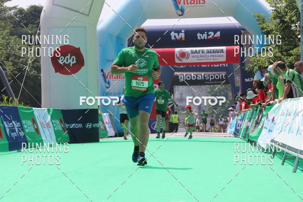 Buy your photos of the eventMeia Maratona Guimares on Fotop
