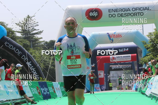 Buy your photos of the eventMeia Maratona Guimares on Fotop