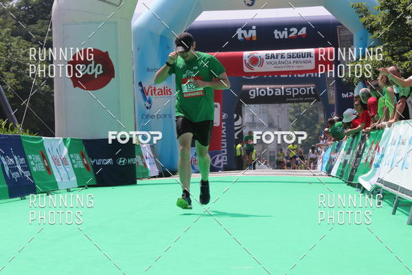 Buy your photos of the eventMeia Maratona Guimares on Fotop