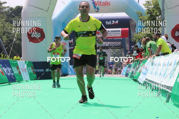 Buy your photos of the eventMeia Maratona Guimares on Fotop