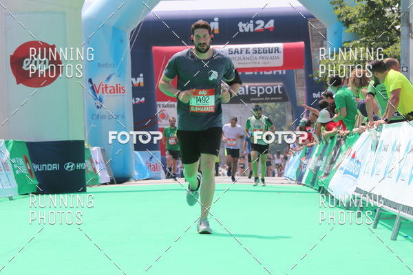 Buy your photos of the eventMeia Maratona Guimares on Fotop