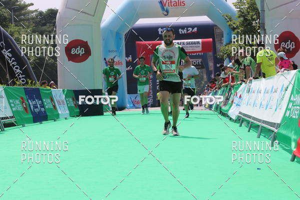 Buy your photos of the eventMeia Maratona Guimares on Fotop