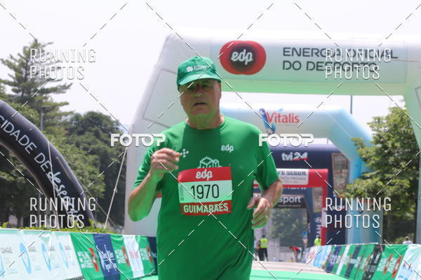 Buy your photos of the eventMeia Maratona Guimares on Fotop