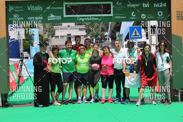 Buy your photos of the eventMeia Maratona Guimares on Fotop