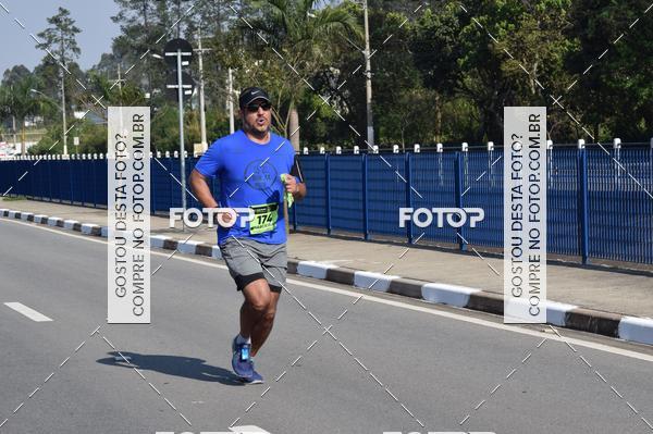 Buy your photos of the eventRun Aruja 2018 on Fotop