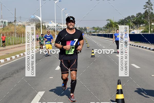 Buy your photos of the eventRun Aruja 2018 on Fotop