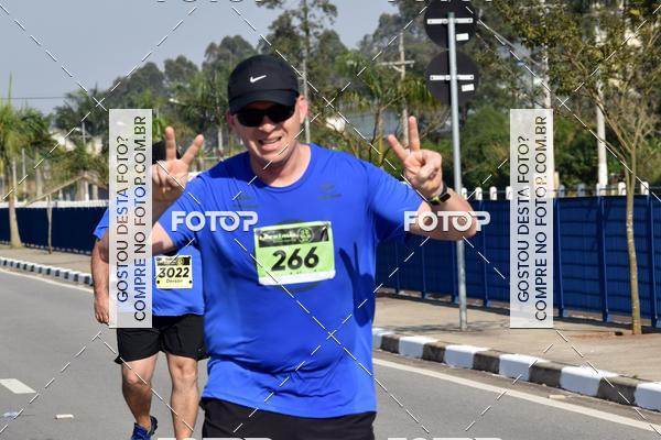 Buy your photos of the eventRun Aruja 2018 on Fotop