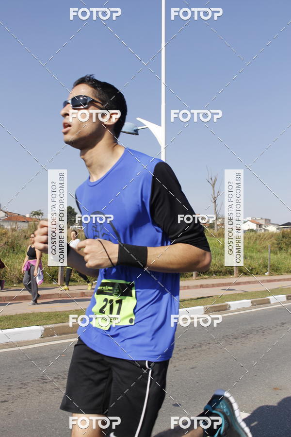 Buy your photos of the eventRun Aruja 2018 on Fotop