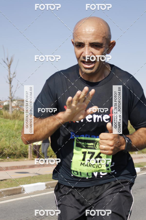 Buy your photos of the eventRun Aruja 2018 on Fotop