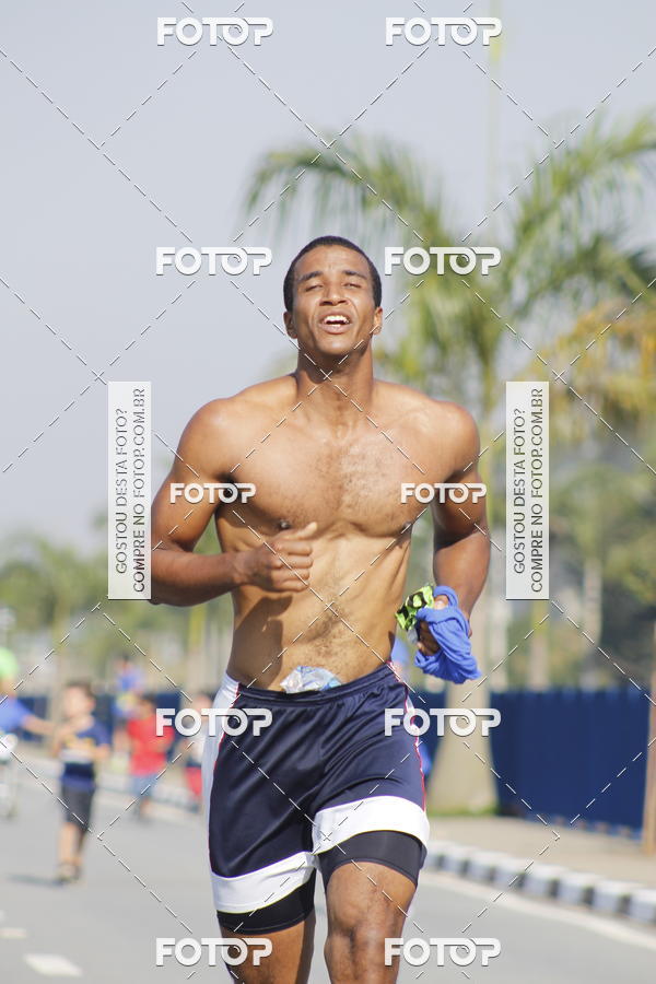 Buy your photos of the eventRun Aruja 2018 on Fotop