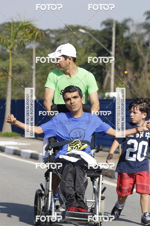 Buy your photos of the eventRun Aruja 2018 on Fotop