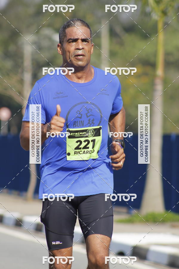 Buy your photos of the eventRun Aruja 2018 on Fotop