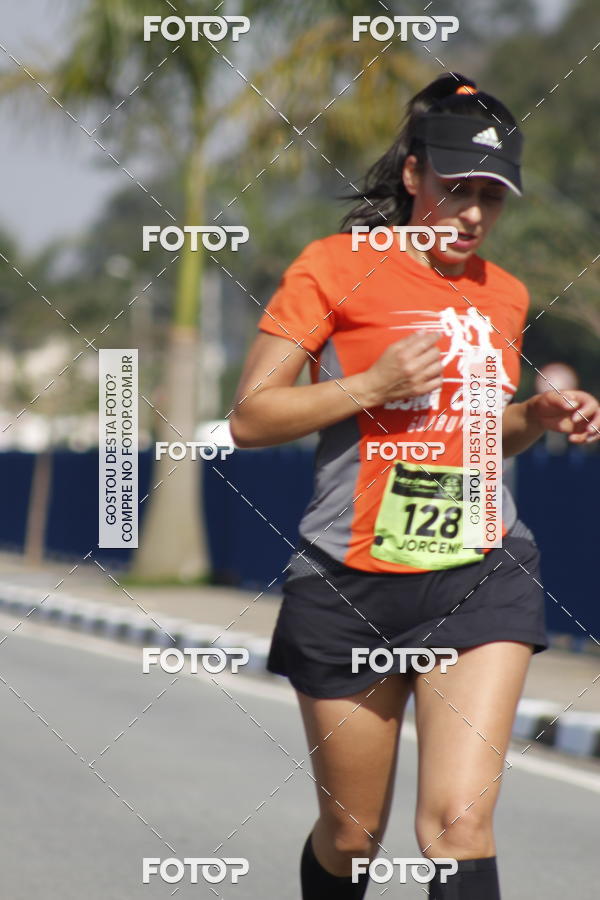 Buy your photos of the eventRun Aruja 2018 on Fotop