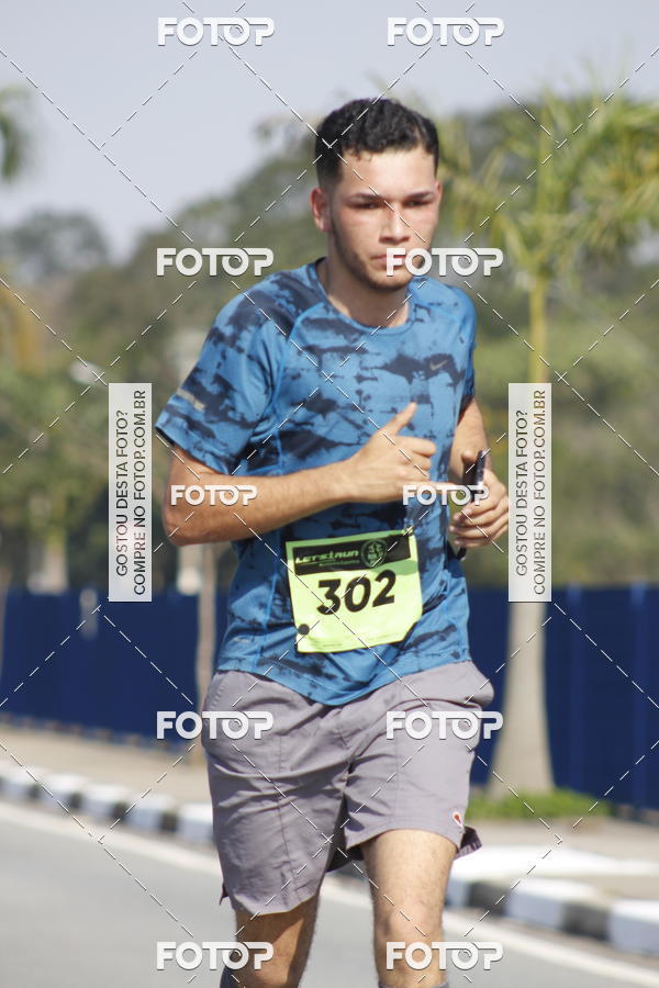 Buy your photos of the eventRun Aruja 2018 on Fotop