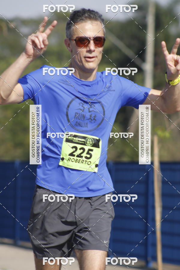 Buy your photos of the eventRun Aruja 2018 on Fotop