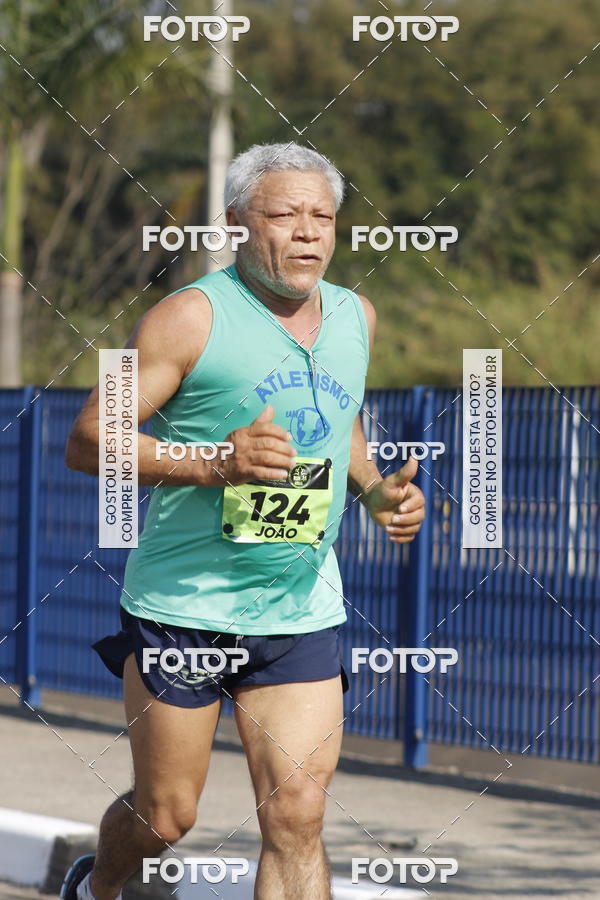 Buy your photos of the eventRun Aruja 2018 on Fotop