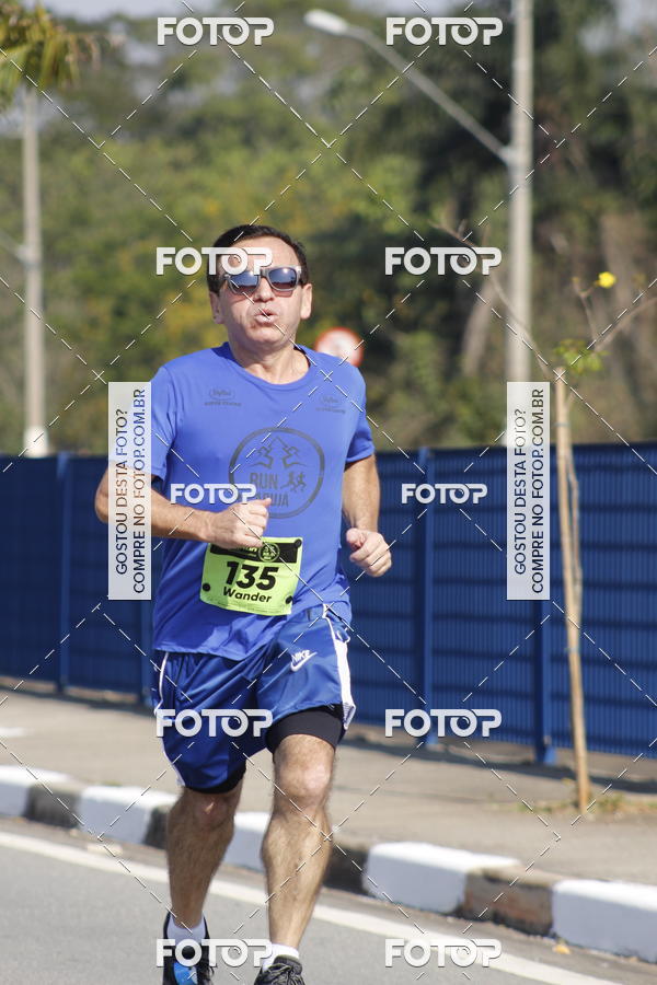 Buy your photos of the eventRun Aruja 2018 on Fotop