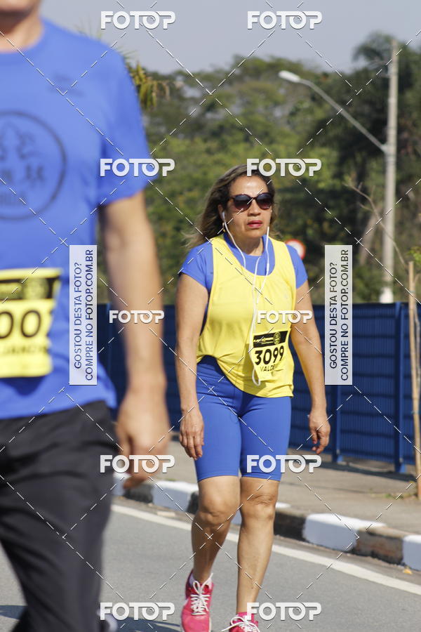 Buy your photos of the eventRun Aruja 2018 on Fotop