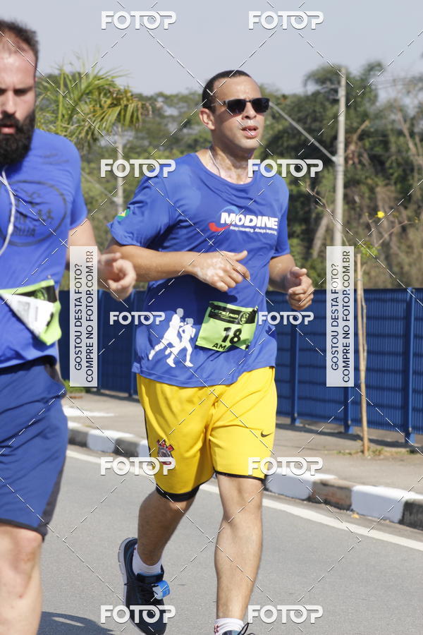 Buy your photos of the eventRun Aruja 2018 on Fotop