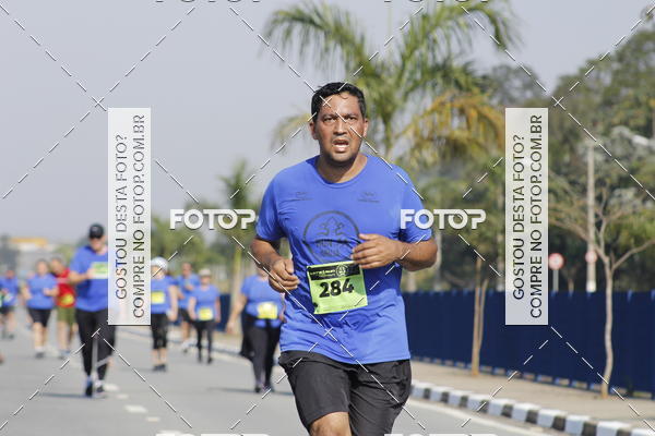 Buy your photos of the eventRun Aruja 2018 on Fotop