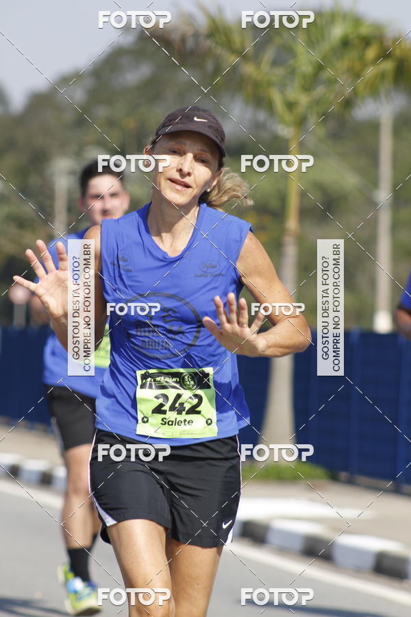 Buy your photos of the eventRun Aruja 2018 on Fotop