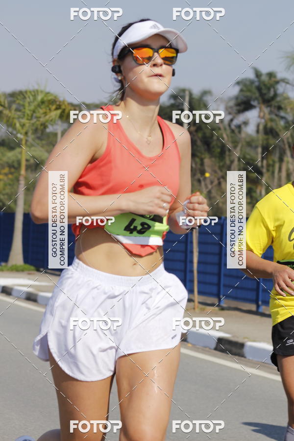 Buy your photos of the eventRun Aruja 2018 on Fotop