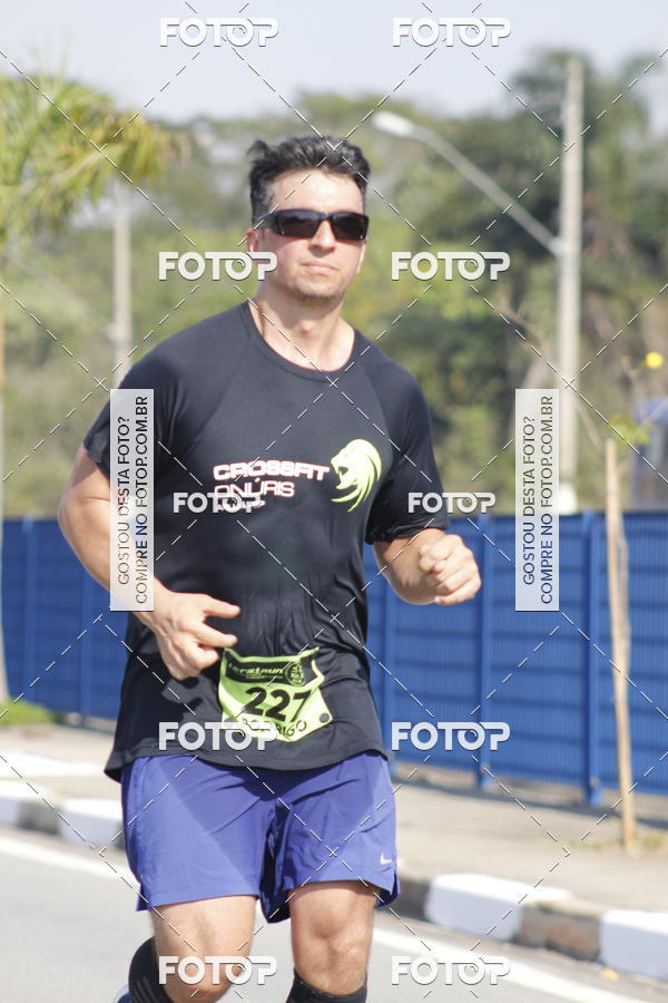 Buy your photos of the eventRun Aruja 2018 on Fotop