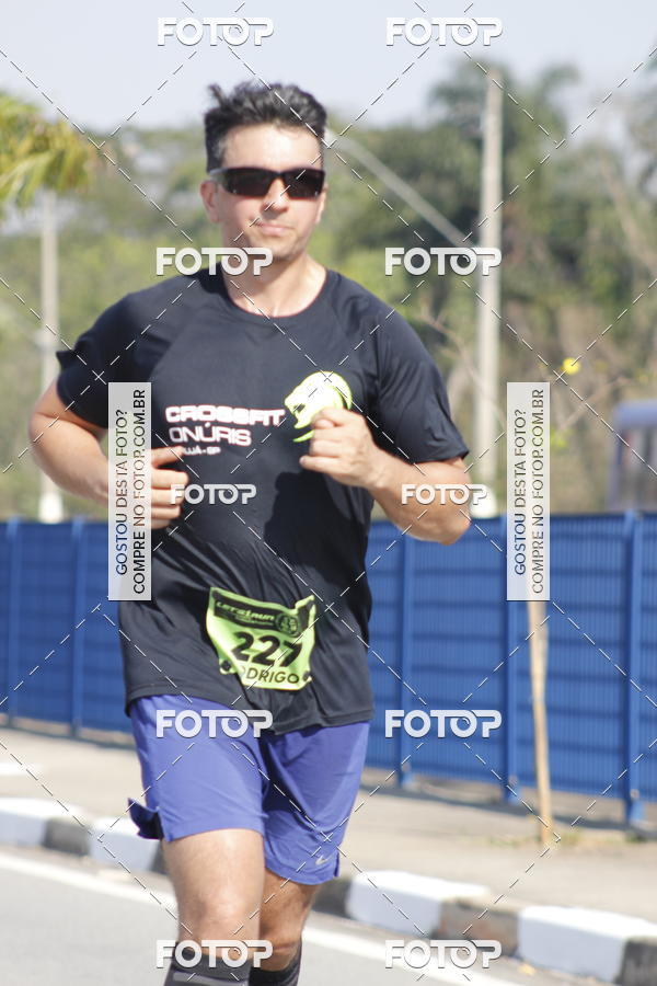 Buy your photos of the eventRun Aruja 2018 on Fotop